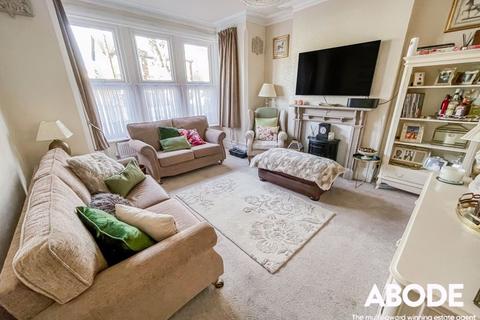 5 bedroom semi-detached house for sale, Argyll Road, Westcliff-On-Sea