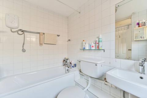 1 bedroom flat for sale, John Ruskin Street, Elephant and Castle, London, SE5