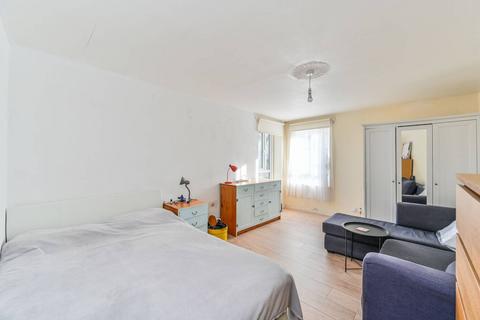 1 bedroom flat for sale, John Ruskin Street, Elephant and Castle, London, SE5