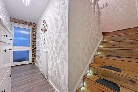 undefined, Henn Drive, TIPTON, DY4 9NN