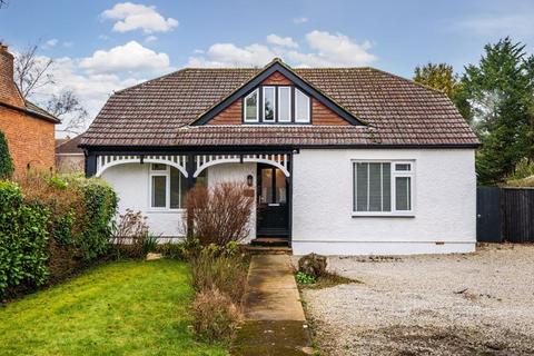 4 bedroom detached house for sale, Etchinghill