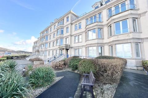 2 bedroom apartment for sale, Craig Y Don Parade, Llandudno