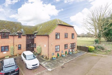 2 bedroom retirement property for sale, The Grove, Deddington