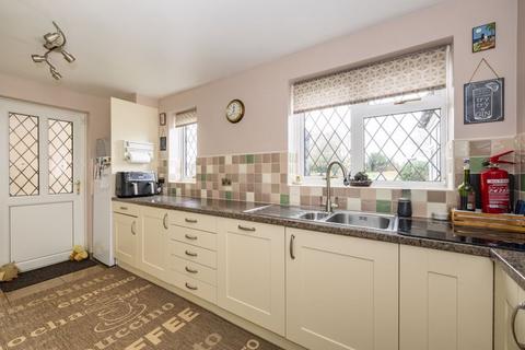 4 bedroom detached house for sale, Church Fields, Nutley