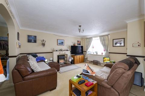 4 bedroom detached house for sale, Church Fields, Nutley