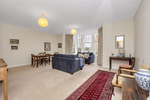 2 bedroom retirement property for sale, Cross Penny Court, Cotton Lane, Bury St. Edmunds