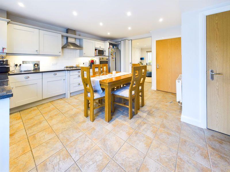 Kitchen/breakfast