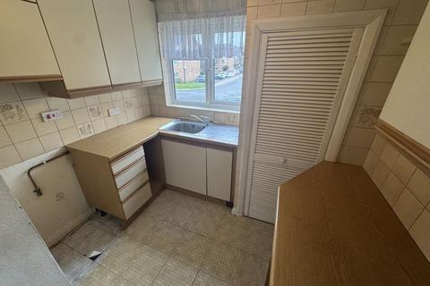 2 bedroom flat for sale, The Farmlands, Northolt