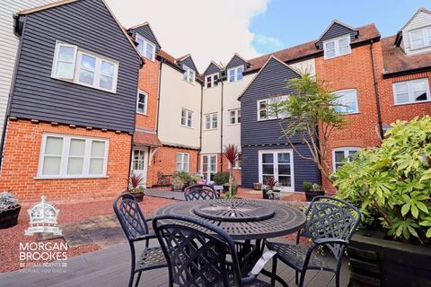 1 bedroom apartment for sale, High Street, Benfleet