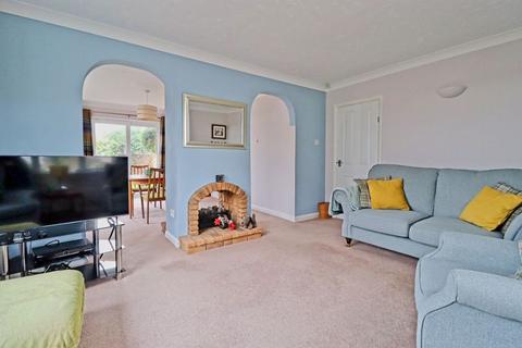 4 bedroom detached house for sale, Queens Road, Benfleet