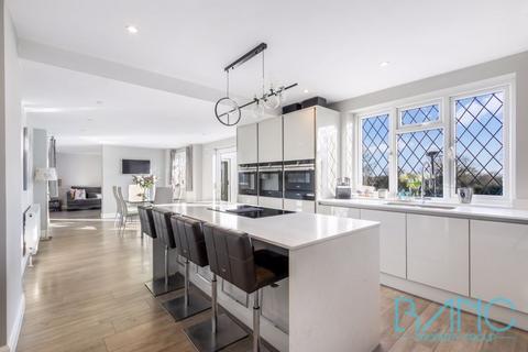 Primrose Cottage Rags Lane, Cheshunt, Waltham Cross, EN7 6TD
