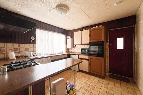 3 bedroom semi-detached house for sale, Huntley Close, Cheadle, ST10 1LP.