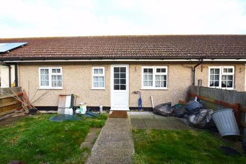 2 bedroom bungalow for sale, Hazel Grove, Minster, Sheerness