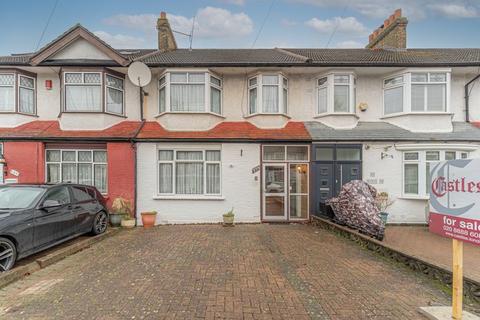 3 bedroom terraced house for sale, Princes Avenue, London, N13