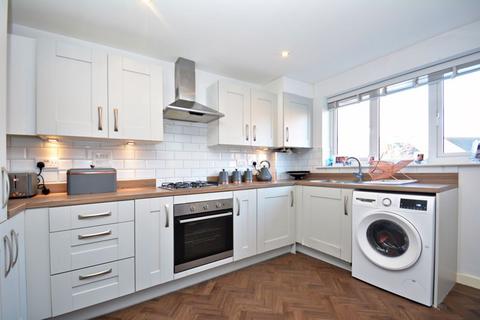 3 Beasley Close, Queenborough, ME11 5BF