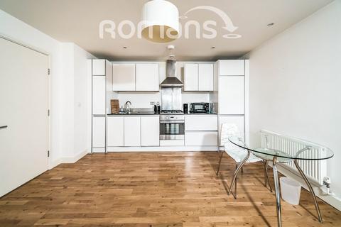 1 bedroom flat to rent, Chatham Place