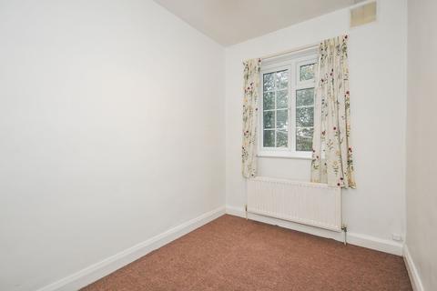 2 bedroom maisonette to rent, Ethelbert Close, Bromley, BR1