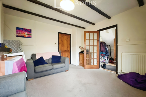 6 bedroom semi-detached house to rent, Wilberforce Road, NR5