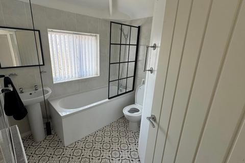 3 bedroom semi-detached house for sale, Parkfield Avenue, Bootle, L30