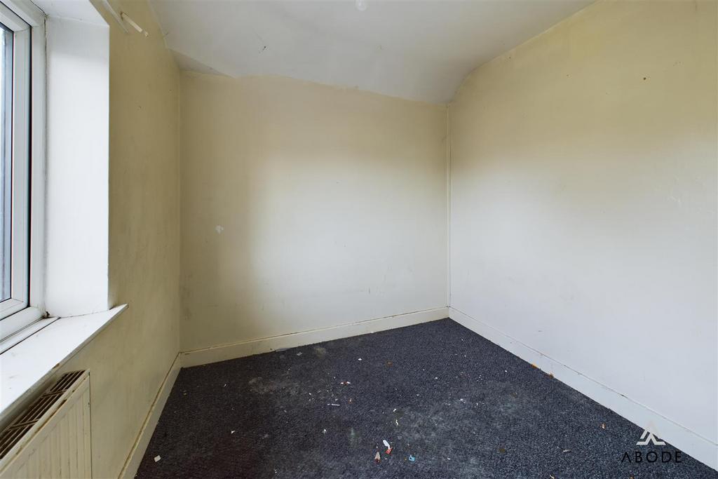 CAM02696 G0-PR0494-STILL007.jpg