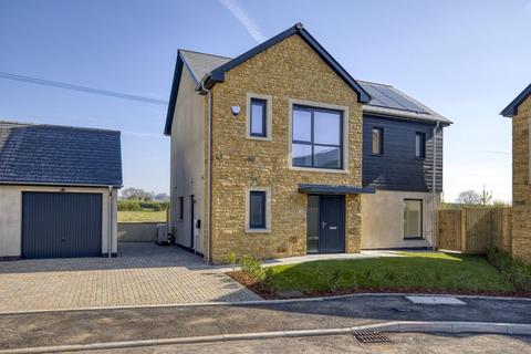 3 bedroom detached house for sale, Harvester Close, Yeovil BA22
