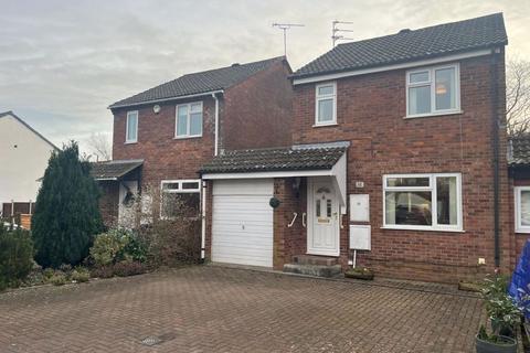 3 bedroom link detached house to rent, Holyrood Close, Bristol