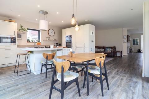 undefined, Highclere, Sunninghill SL5