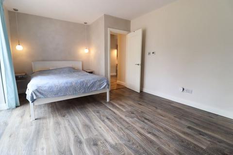 undefined, Highclere, Sunninghill SL5