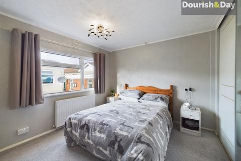 2 bedroom park home for sale, Lodgefield Park, Stafford ST17