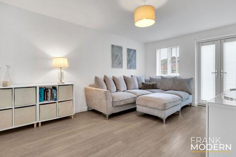 7 Chamberlain Way, Peterborough, PE4 7EB
