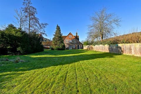 7 bedroom detached house to rent, West Wycombe, High Wycombe, Buckinghamshire, HP14