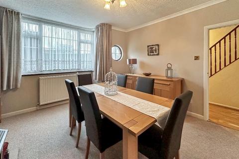 175 Limpsfield Road, Warlingham, CR6 9RJ