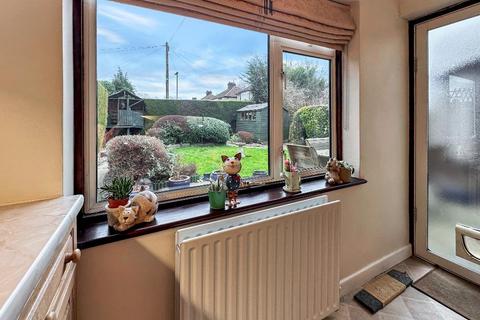 175 Limpsfield Road, Warlingham, CR6 9RJ