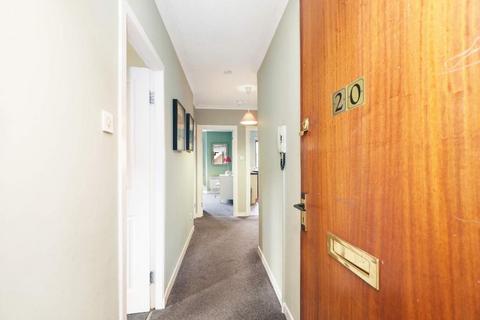 338 Golfhill Drive, Glasgow, G31 2NY