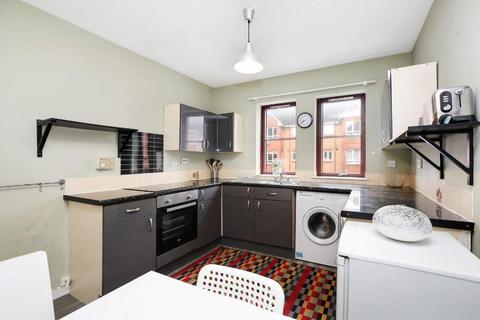 338 Golfhill Drive, Glasgow, G31 2NY
