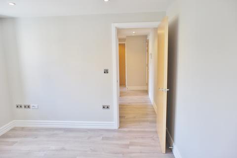 2 bedroom flat to rent, Provident House, Bridge Street, Staines, TW18 4TW