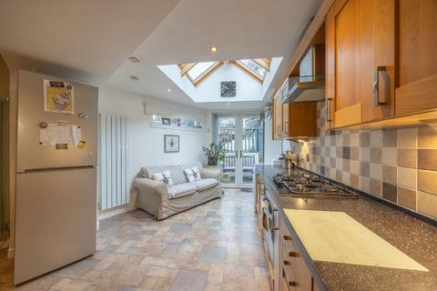 81 Burnside, Auchtermuchty, Cupar, KY14 7AL