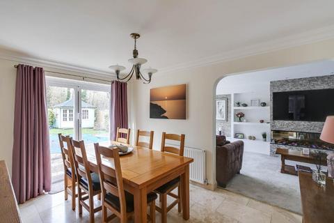 36 Kersey Drive, South Croydon, CR2 8SX