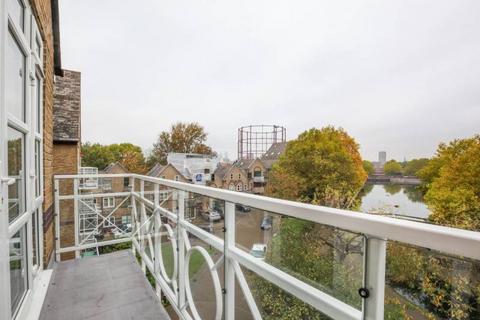 3 bedroom apartment to rent, Eleanor Close, Canada water, London SE16