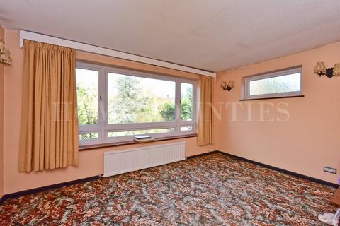 3 bedroom detached bungalow for sale, Mount Grace Road, Potters Bar, EN6