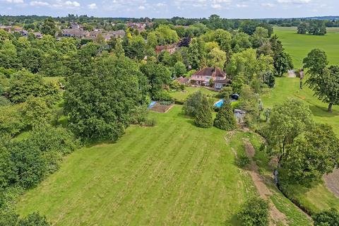 5 bedroom detached house for sale, Hall Lane, Ingatestone, CM4