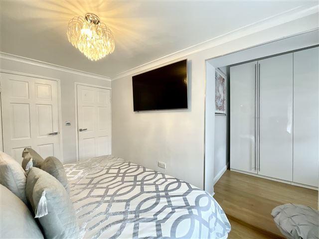 Bedroom &amp; dressing area