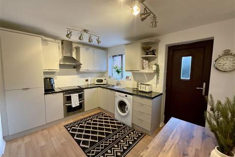 4a Greengate Road, Sheffield, S13 7QB