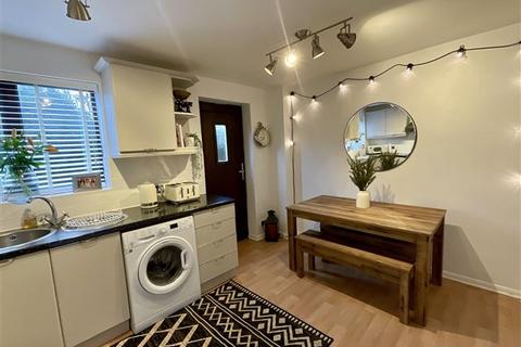 4a Greengate Road, Sheffield, S13 7QB
