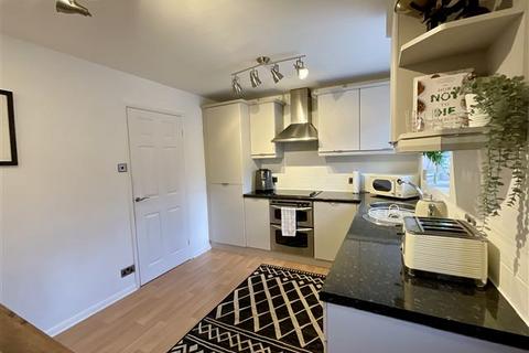 4a Greengate Road, Sheffield, S13 7QB