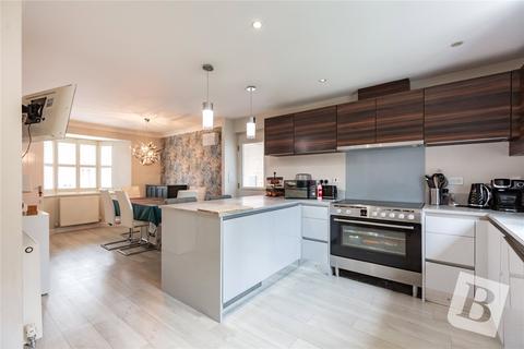 24 Baden Powell Close, Great Baddow, Chelmsford, CM2 7GA