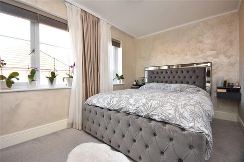 2 bedroom terraced house for sale, Bond Street, Crossgates, Leeds, West Yorkshire