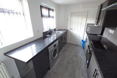 2 bedroom terraced house to rent, Maria Road, Liverpool