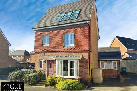 4 bedroom detached house for sale, Denby Way, Cradley Heath