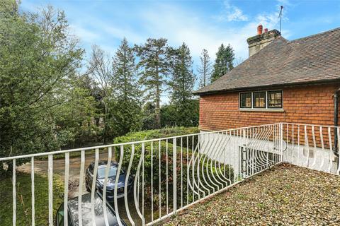 2 bedroom semi-detached house for sale, Brassey Road, Oxted, Surrey, RH8